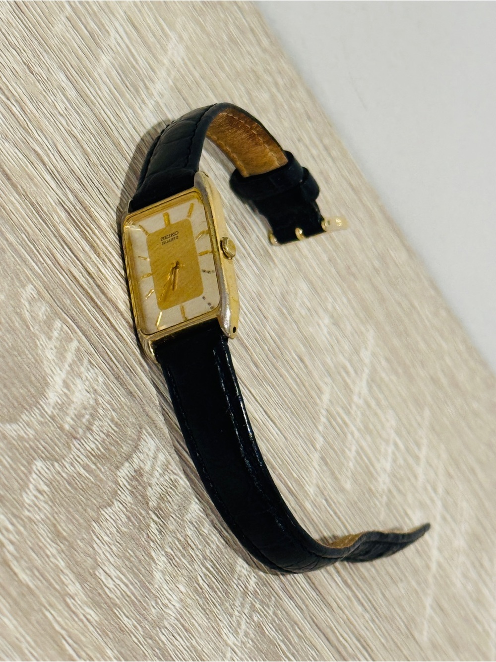 Vintage Seiko Quartz Women's Tank Watch Two-Tone Gold Silver 1400-5270 For Parts - Picture 6 of 9